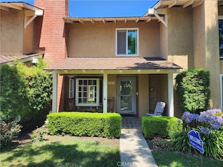 17077 Los Modelos St, Fountain Valley, CA 92708