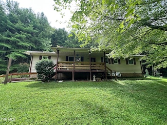 5576 Mendota Rd, Mendota, VA 24270