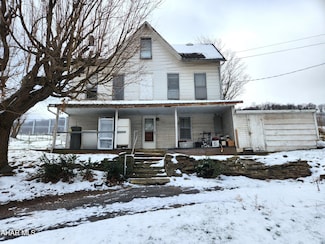 105 Baltimore St, New Baltimore, PA 15553