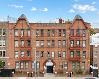 448 E 94th St, Brooklyn, NY 11212