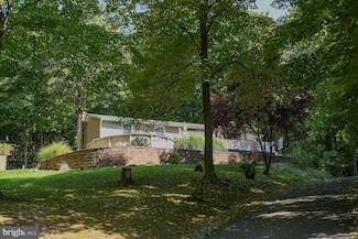 14601 Mullaney Ave NW, Mount Savage, MD 21545