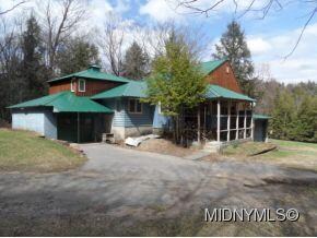 9820 Brown Tract Cir, Remsen, NY 13438