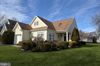 5 Maidenflower Ln, Princeton Junction, NJ 08550