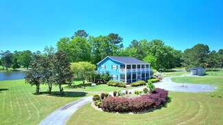 114 N Valhalla Dr, Cordele, GA 31015