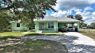 23170 N River Rd, Alva, FL 33920