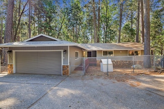 6096 Guilford Cir, Magalia, CA 95954