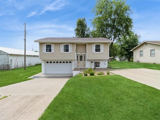 1122 E Ave E, Albia, IA 52531