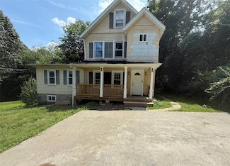 1793 Horton Rd, Mohegan Lake, NY 10547