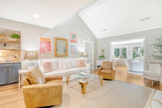 547 Cobby Creek Ln, Johns Island, SC 29455