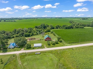 24388 250th St, Eldora, IA 50627