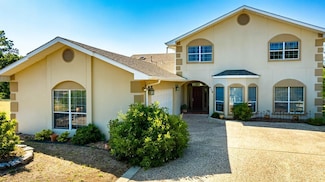 616 Rock Creek Loop, Kerrville, TX 78028