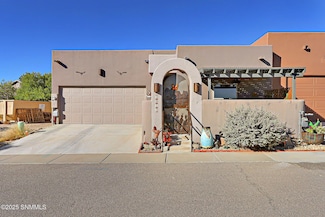 3913 Tayvis Rd, Las Cruces, NM 88012