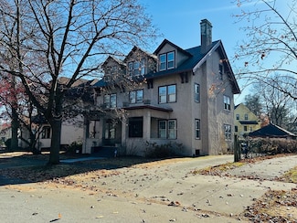 35 Spruceland Ave, Springfield, MA 01108