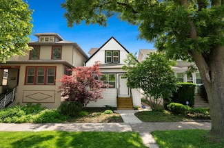 638 S Cuyler Ave, Oak Park, IL 60304