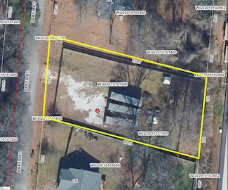18 Baker Rd, Greenville, SC 29605