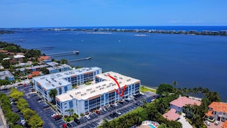 1516 S Lakeside Dr Unit 118, Lake Worth Beach, FL 33460