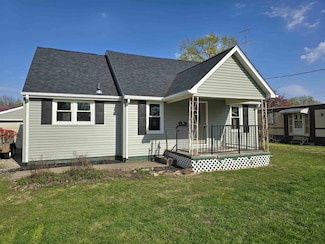709 N Congress St, Rushville, IL 62681