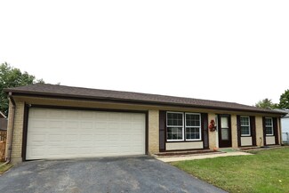 8228 Dartmouth Ln, Hanover Park, IL 60133