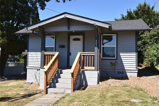305 Crawford St, Kelso, WA 98626