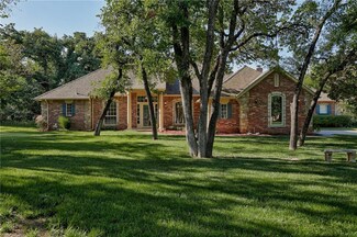 1800 Arbor Valley Dr, Edmond, OK 73025