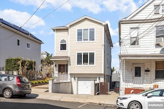 129 Tappan St, Kearny, NJ 07032