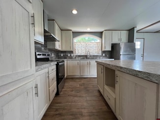 79 Rolling Meadows Ct, Mountain Home, AR 72653