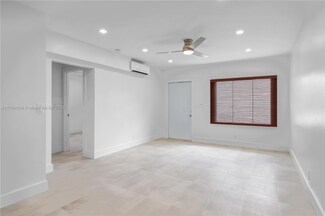 551 NE 26th St Unit 3, Wilton Manors, FL 33305