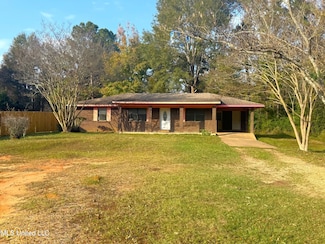 2027 Hamp Lea Rd, Magnolia, MS 39652