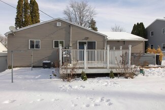 1745 Key Way, Dubuque, IA 52002