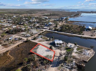 174 King Fisher Rd, Perry, FL 32348