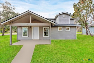 414 Ellis St, Seguin, TX 78155