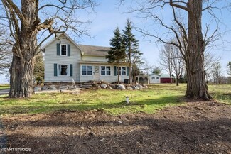 21743 Burr Oak Rd, Harvard, IL 60033