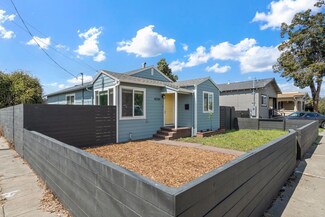 10709 Pearmain St, Oakland, CA 94603