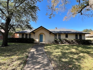 2133 Oak Valley Ln, Dallas, TX 75232