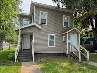 61 1/2 Downer St Unit 61, Baldwinsville, NY 13027
