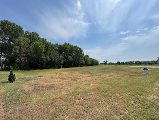 000 W Cherry Oaks St, Cheney, KS 67025