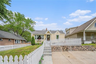 4465 Booth St, Kansas City, KS 66103