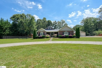 171 Fernbrook Cir, Pacolet, SC 29372