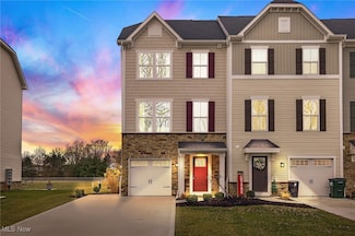 316 E Reno Dr, Louisville, OH 44641