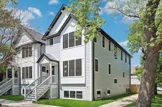 4102 W Eddy St, Chicago, IL 60641