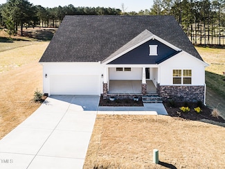 818 Barbour Farm Ln, Four Oaks, NC 27524