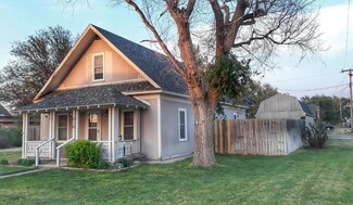 210 S Wooten St, Sublette, KS 67877