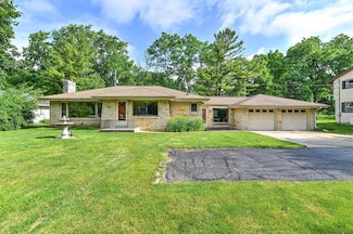 10422 W Grange Ave, Hales Corners, WI 53130