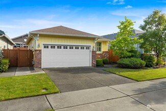 8208 Bainbridge Loop NE, Lacey, WA 98516