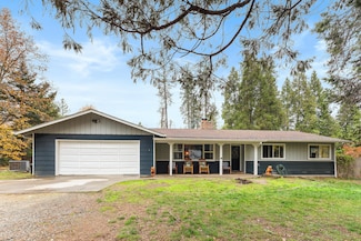 2020 Robertson Bridge Rd, Grants Pass, OR 97526