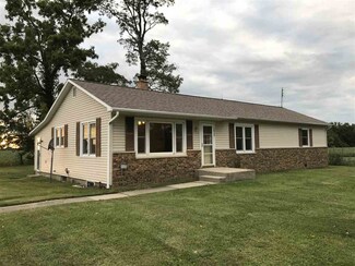 18725 Linden Rd, Argos, IN 46501