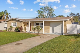 1418 Barry St, Clearwater, FL 33756