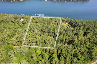 69.8 Pine Hill Rd, Westport Island, ME 04578