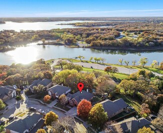 284 Texoma Dr, Lake Dallas, TX 75065
