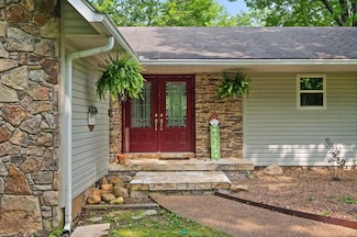101 Snow Bird Ln, Graysville, TN 37338